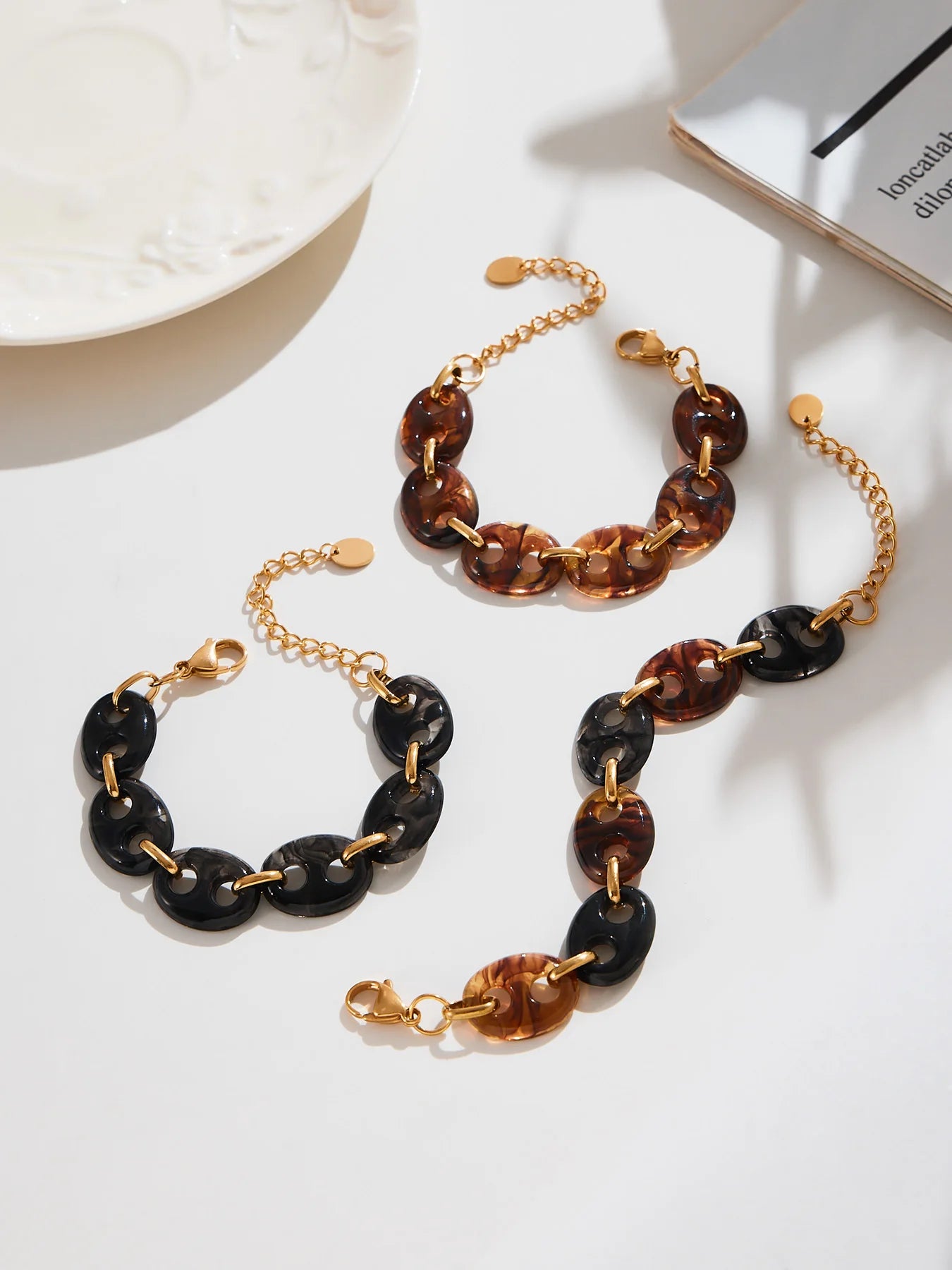 Nivora Amber Resin Pig Nose Ring Chain Bracelets Bangles for Women Stainless Steel Charm Vintage Pulsera Jewelry Gifts