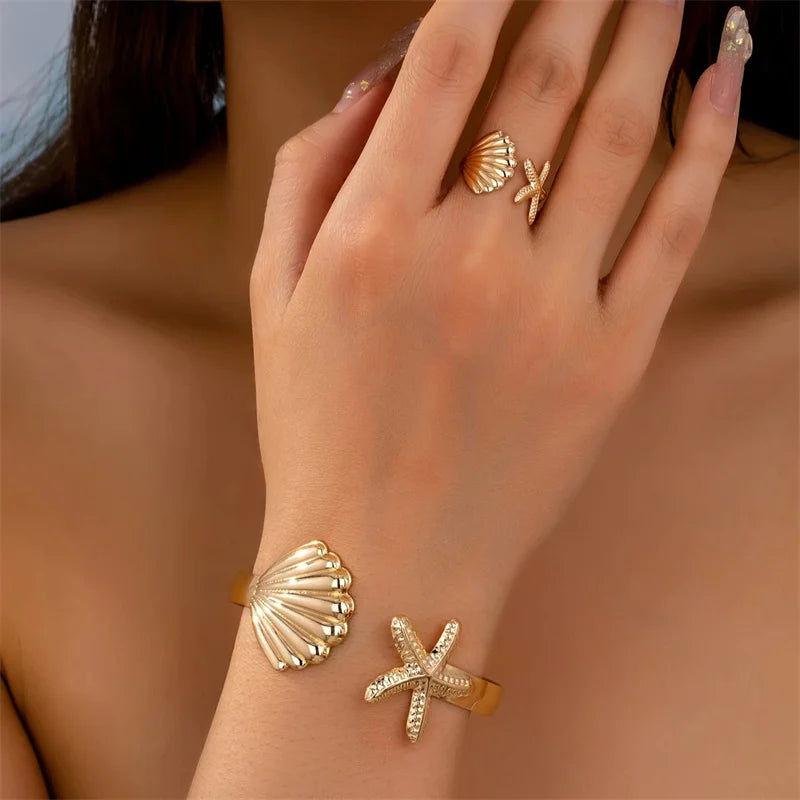 Bohemian Gold Color Metal Starfish Shell Cuff Bracelet Ring for Women European and American Style Beach Vacation Party Jewelry