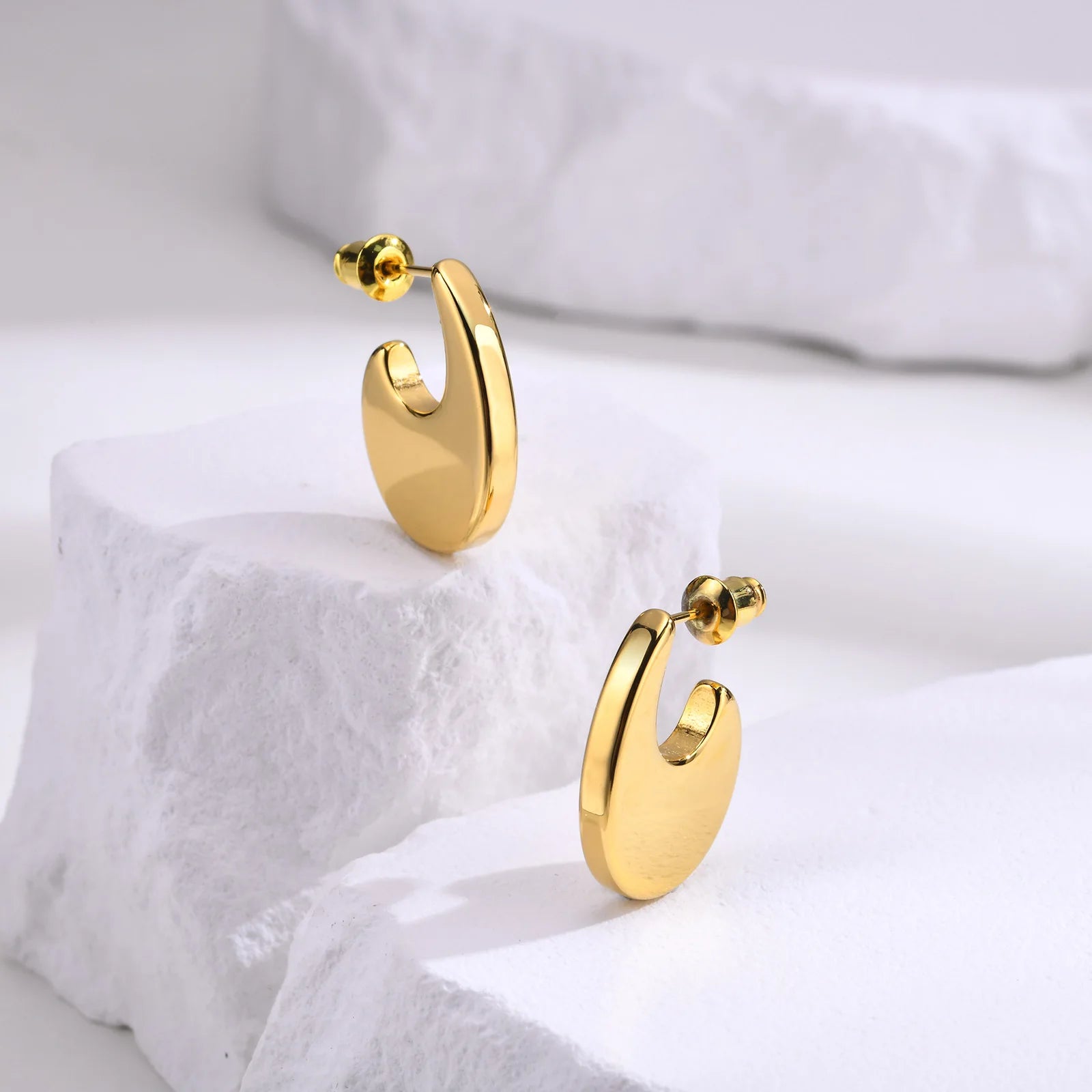 Fashion Simple U Shaped Stud Earrings for Women Girls, Gold Color Stainless Steel Dainty Ear Gifts Party Ceremony Jewelry