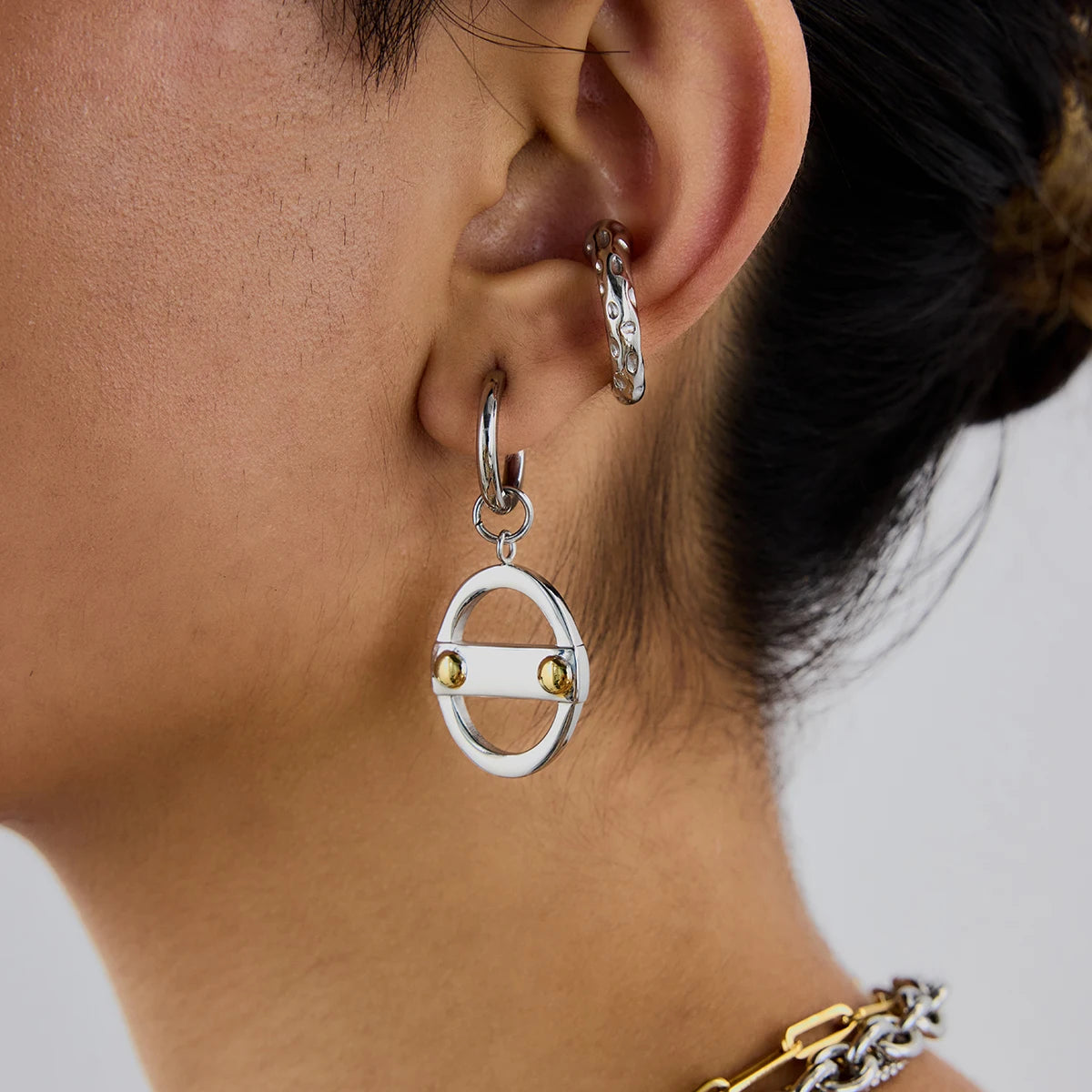 Uworld Minimalist Designer's Two tone Square Hammer Pattern Environmental Protection Can Pendant Earrings Square Earrings Neutra