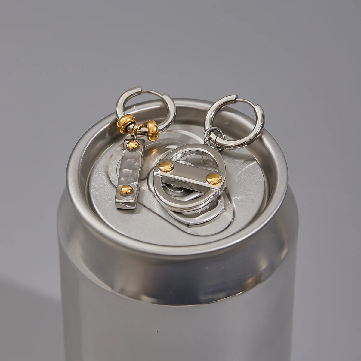 Uworld Minimalist Designer's Two tone Square Hammer Pattern Environmental Protection Can Pendant Earrings Square Earrings Neutra