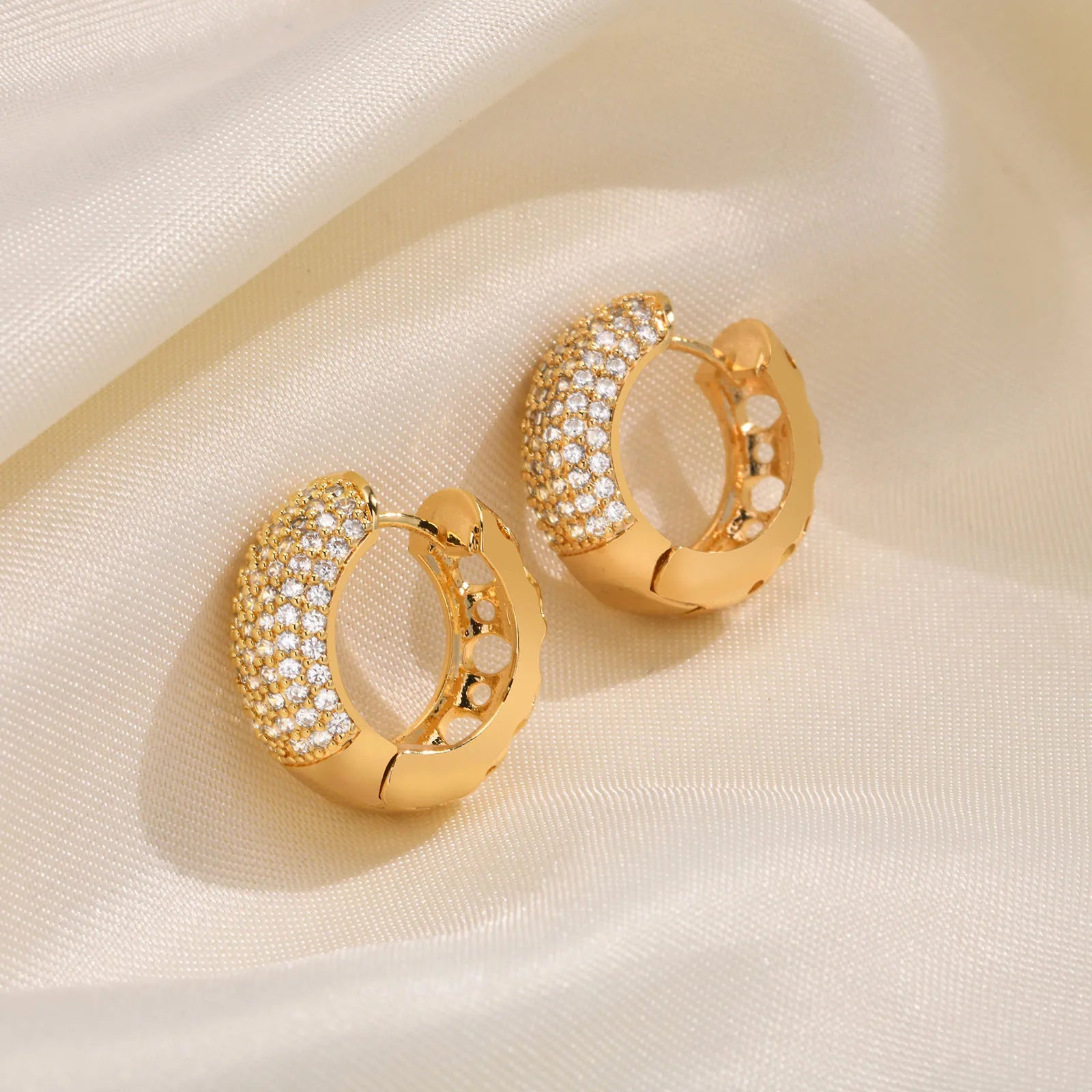 Dainty Bling CZ Stone Round Hoop Earrings for Women Wedding Jewelry, Chic Shiny Gold Color Metal Circle Earring Gifts To Her