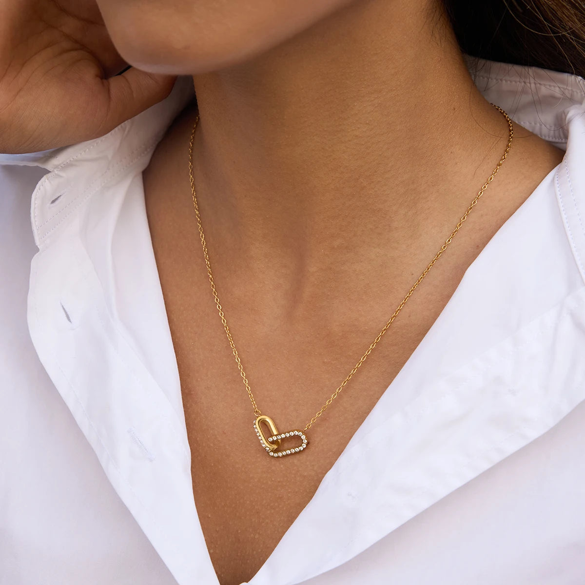 Uworld Personalized Classic Stainless Steel White Zirconia Double Ring Elliptical Geometric Ring Interlocking Pendant Necklace 1