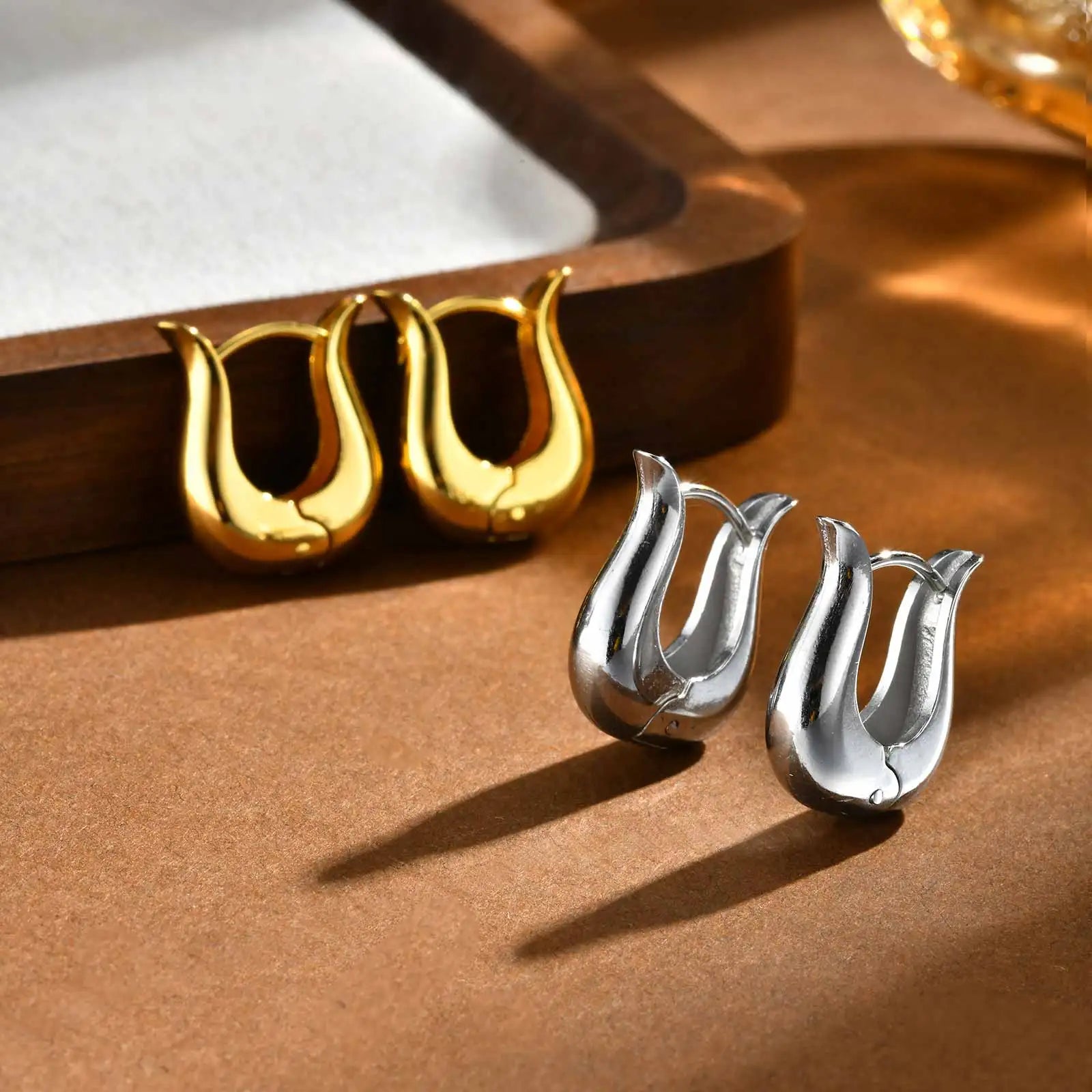 Modern Geometric Flower Basket Hoop Earrings, Hypoallergenic Women's Stainless Steel Earring, Fashion Huggies Jewelry