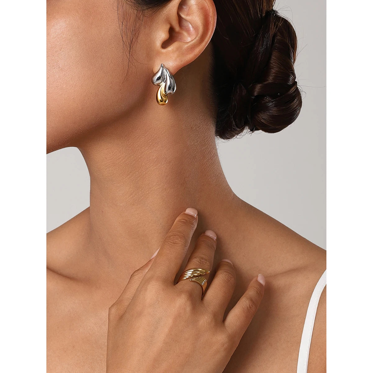 Uworld Unique Stainless Steel Geometric Water Drop Stud Earrings Personalized Metal Texture Tarnish Resistant Ear Daily Jewelry