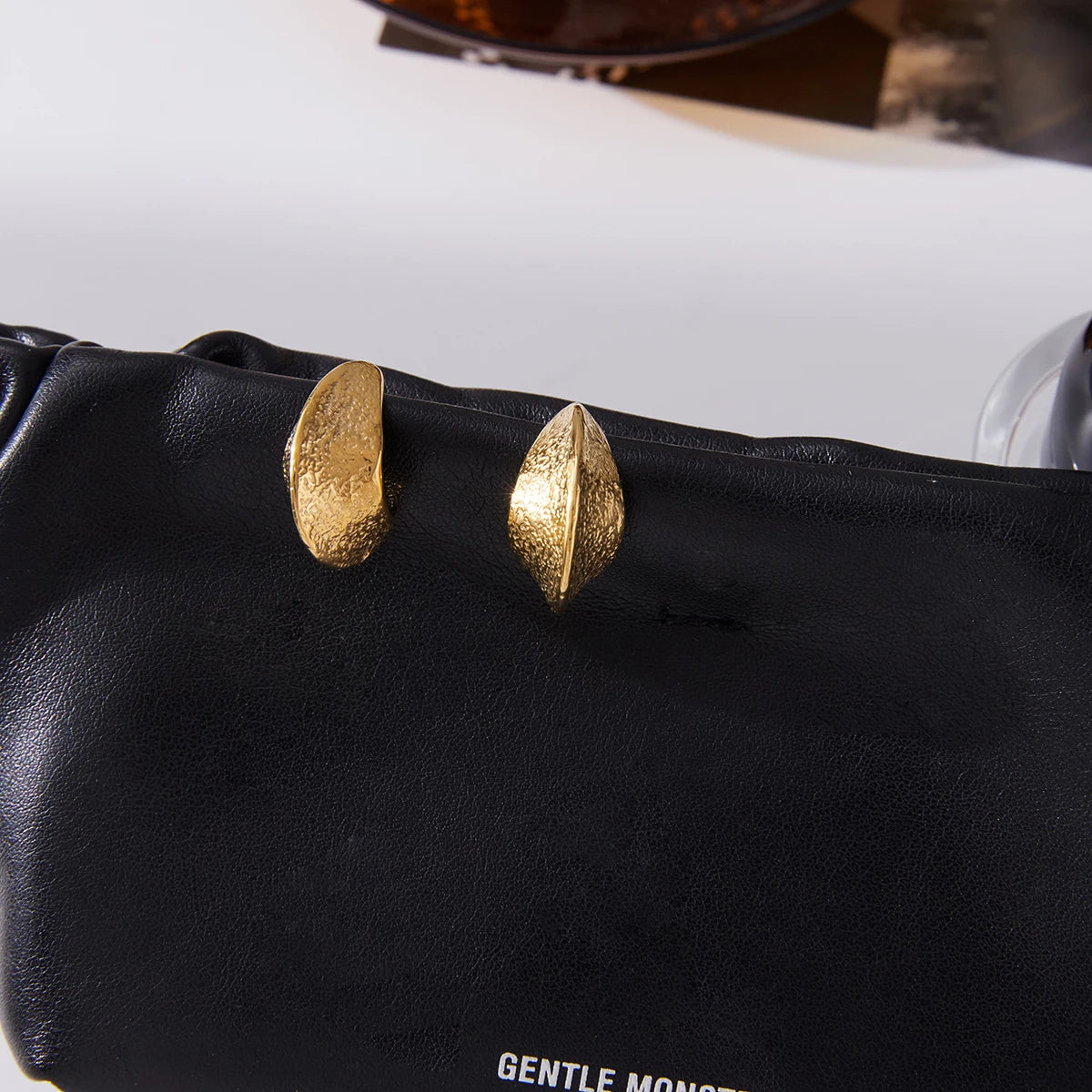 Uworld Simple Classic Hammer Oattern Hollow C-ring Chubby Ear studs 18K PVD Plated Stainless Steel Waterproof Jewelry