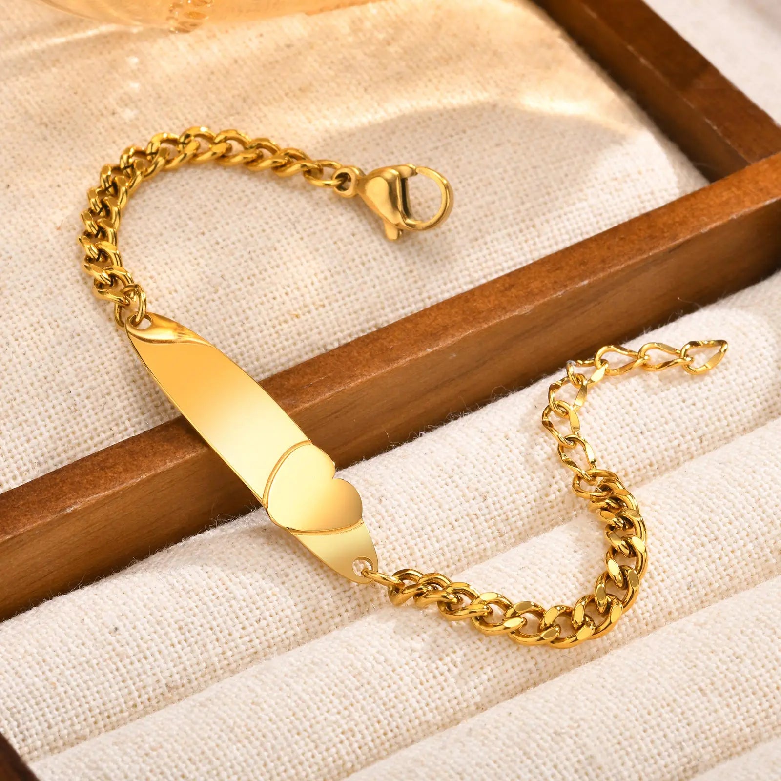 Free Engraving Heart shape Bracelet for Baby,Child's Custom Name Date Bracelet, Gold Color Stainless Steel Bracelets As Gifts