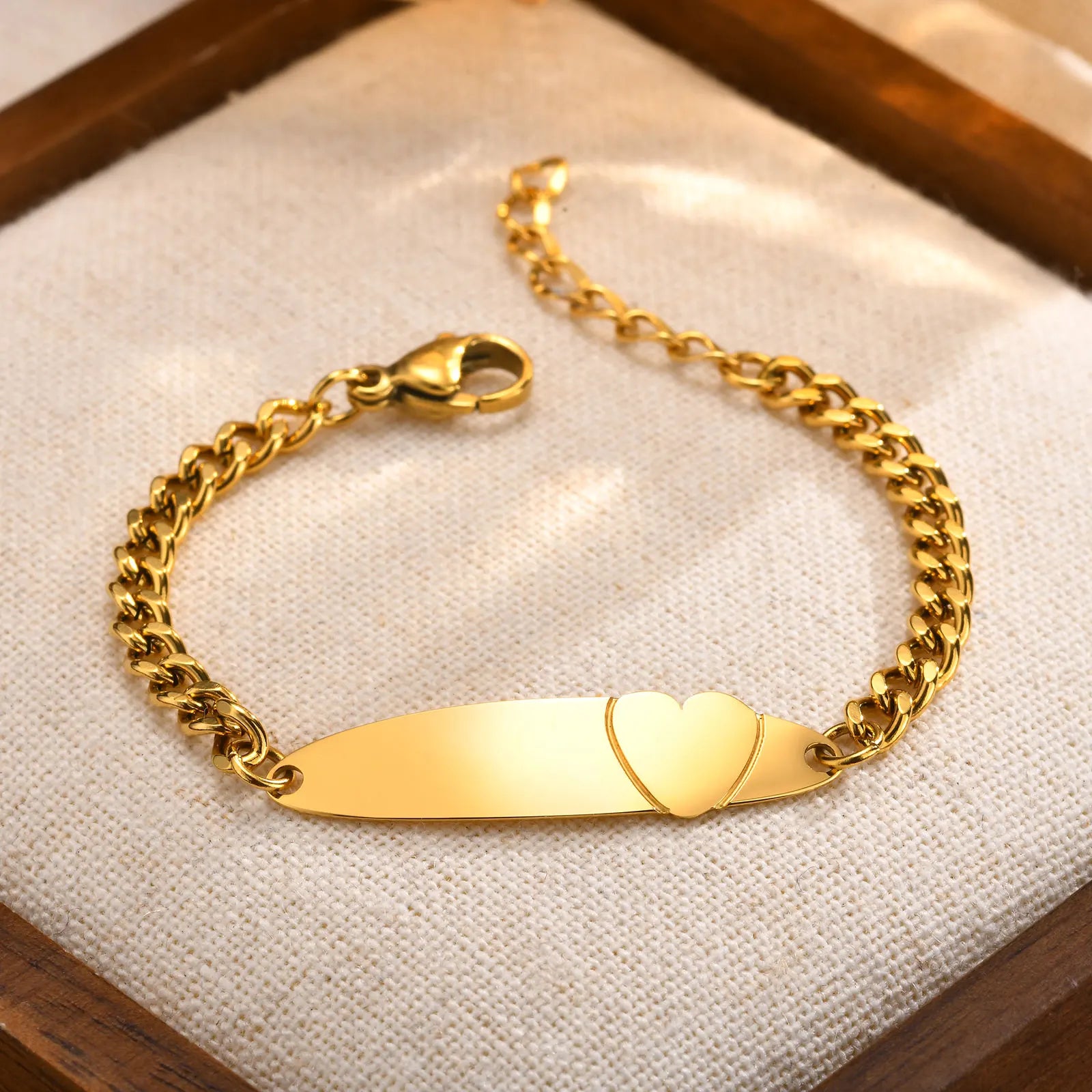 Free Engraving Heart shape Bracelet for Baby,Child's Custom Name Date Bracelet, Gold Color Stainless Steel Bracelets As Gifts