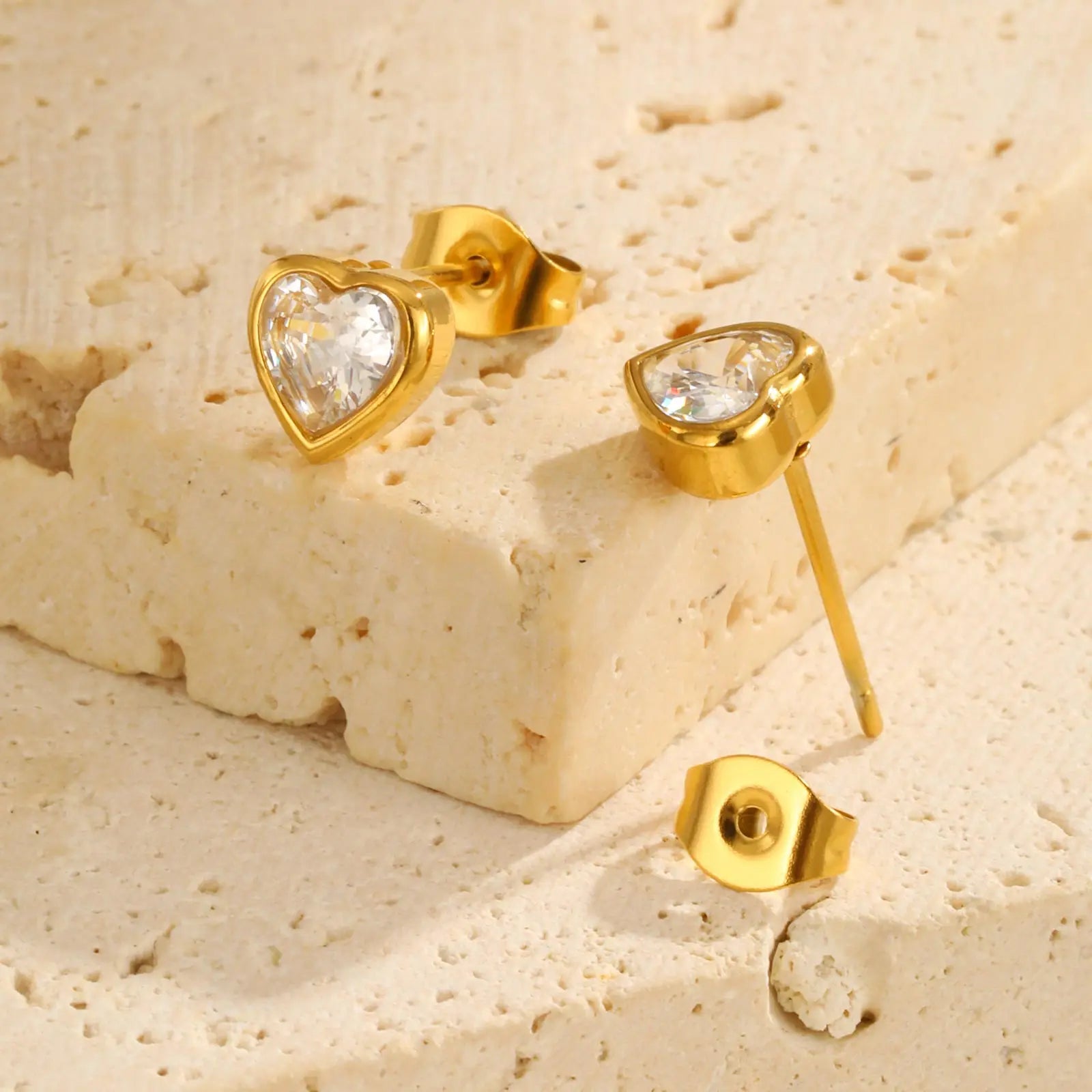 Light Luxury White Zircon Heart-shaped Stud Earrings for Women,Gold Color Stainless Steel Earrings,Trendy Jewelry Gift