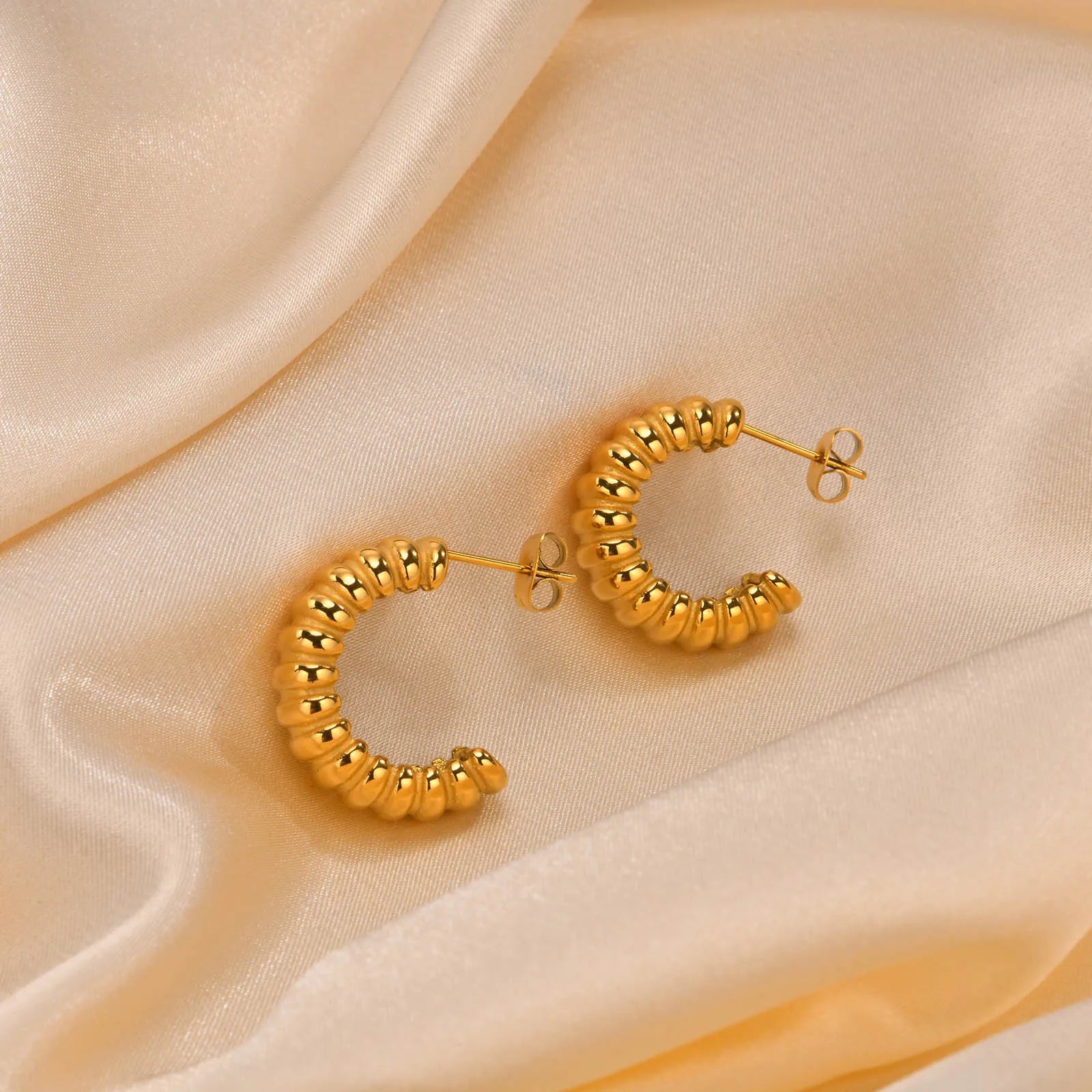 Women's Trendy Gold Color C Shaped Hoop Earrings Birthday Gift Jewelry To Her, Anti Allergy Stainless Steel Stud Earring Party