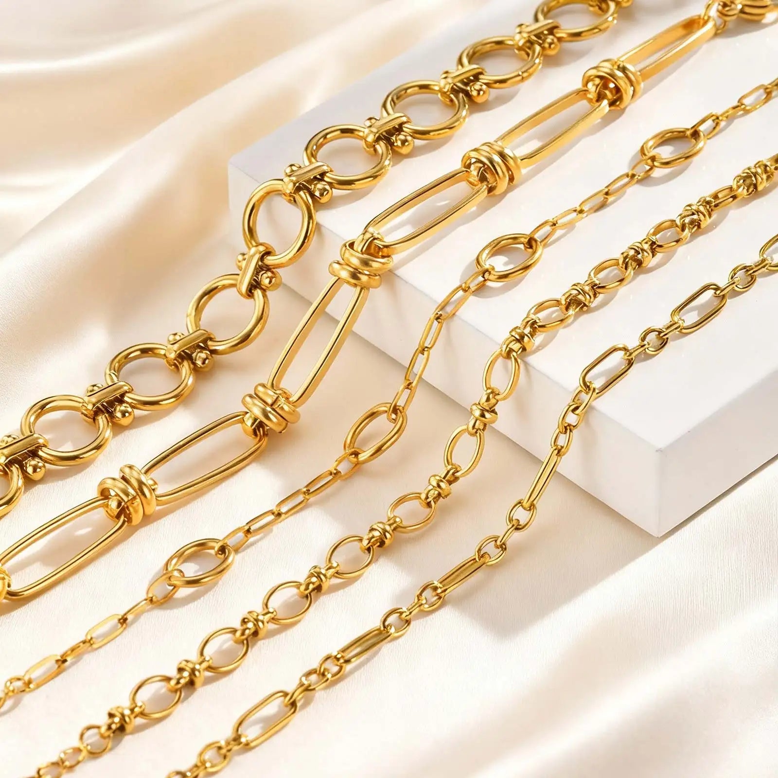 Fashion Paper Clip Chain Bracelet for Women,Stainless Steel Link Chain Bracelets,Trendy Geometric Handmade Chain Accessories