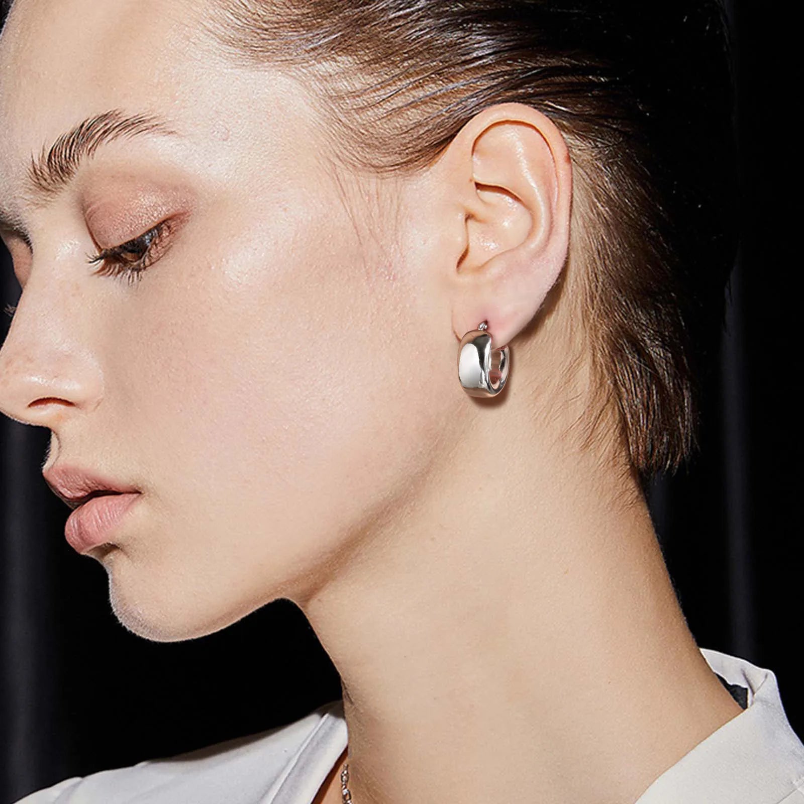 Women Dainty Hoop Huggie Earrings, Anti Allergy Stainless Steel Stud Earrings, Chic Birthday Party Fashion Jewelry To Mom Girls