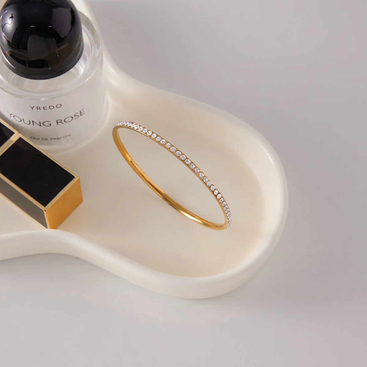 Uworld Classic 18K Rhinestone Round Bracelet Women Gold Color Stainless Steel Plated White Shining Bracelets Jewelry