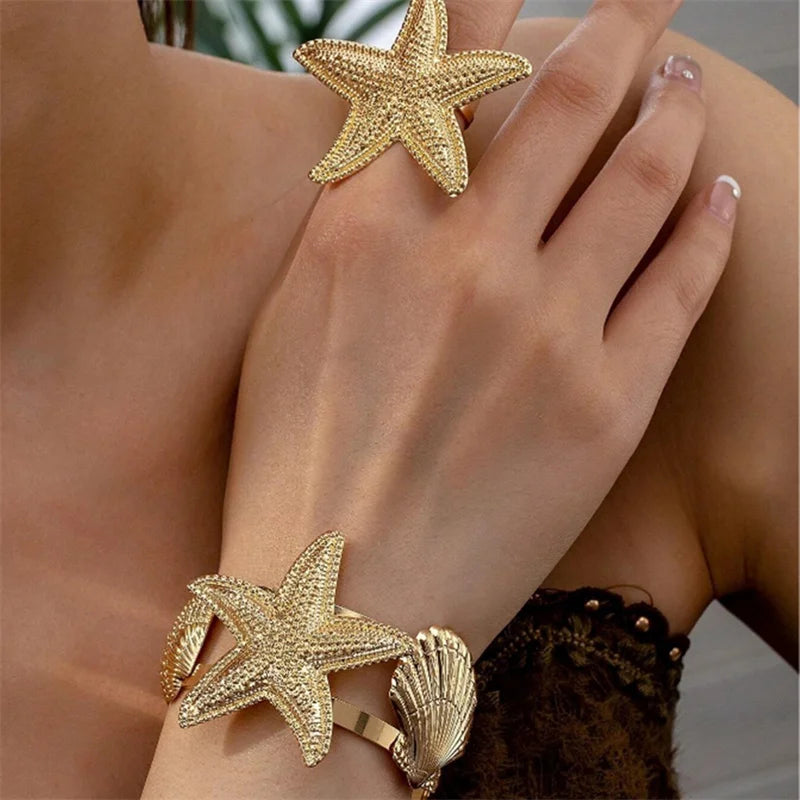 Bohemian Gold Color Metal Starfish Shell Cuff Bracelet Ring for Women European and American Style Beach Vacation Party Jewelry